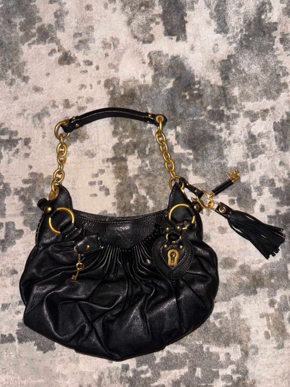Juicy Couture Y2K Black Leather Shoulder Bag Gold Rings Key Charm